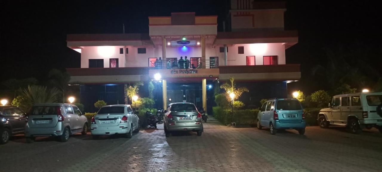 Hotel Nisarg Lodging And Restaurant Aurangābād Extérieur photo