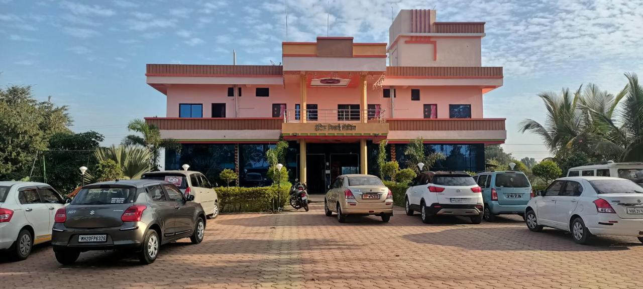 Hotel Nisarg Lodging And Restaurant Aurangābād Extérieur photo