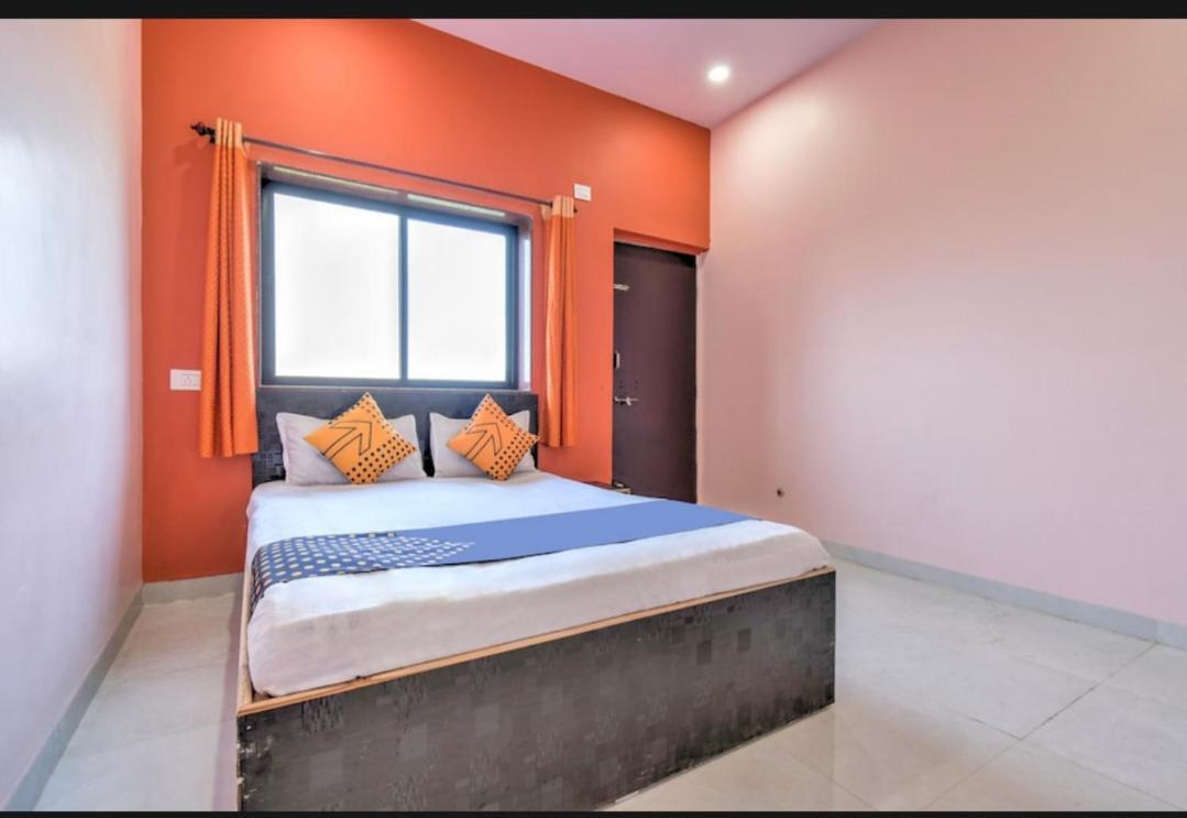 Hotel Nisarg Lodging And Restaurant Aurangābād Extérieur photo